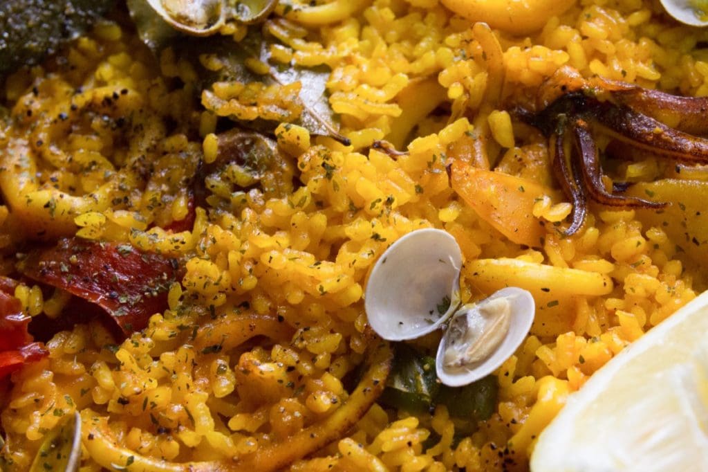 Paella Popular en El Barriles