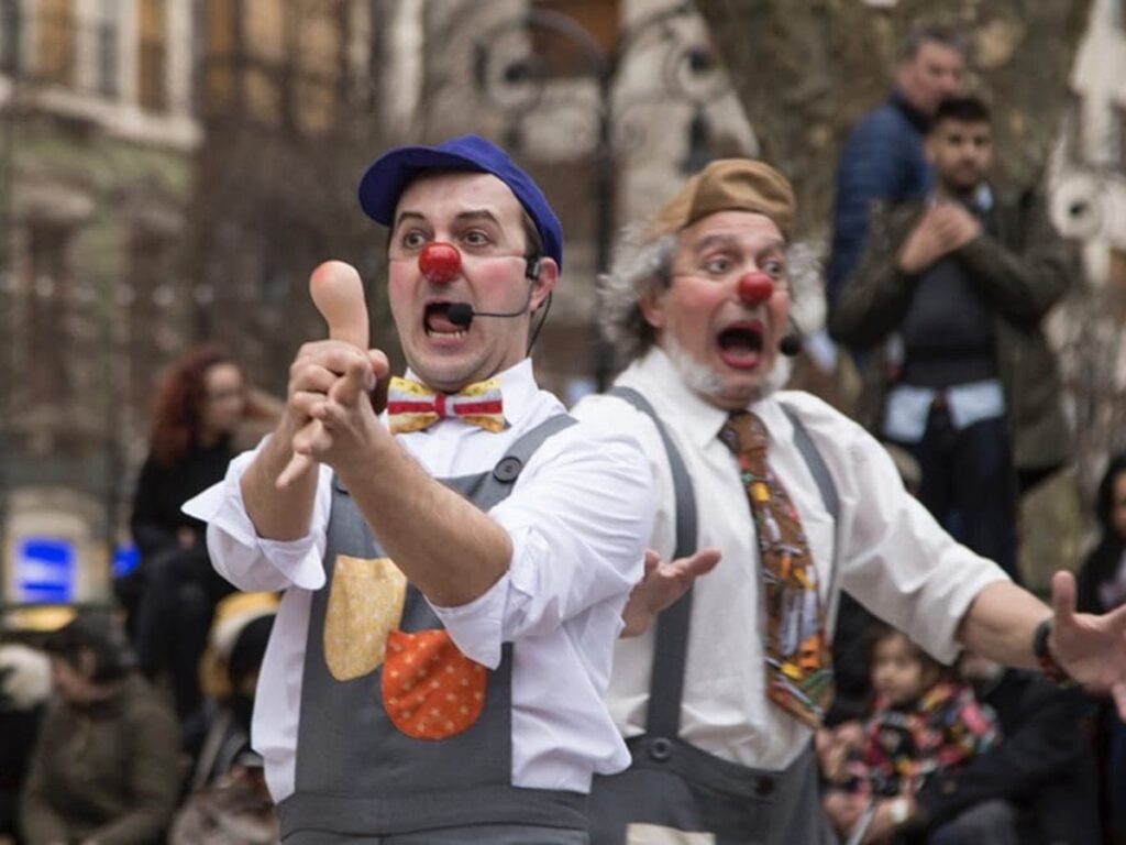 Bricomanazas – Teatro La Sonrisa